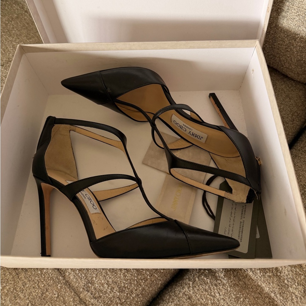 Jimmy Choo Saoni Leather Pump in color Black - Picture 2 of 4